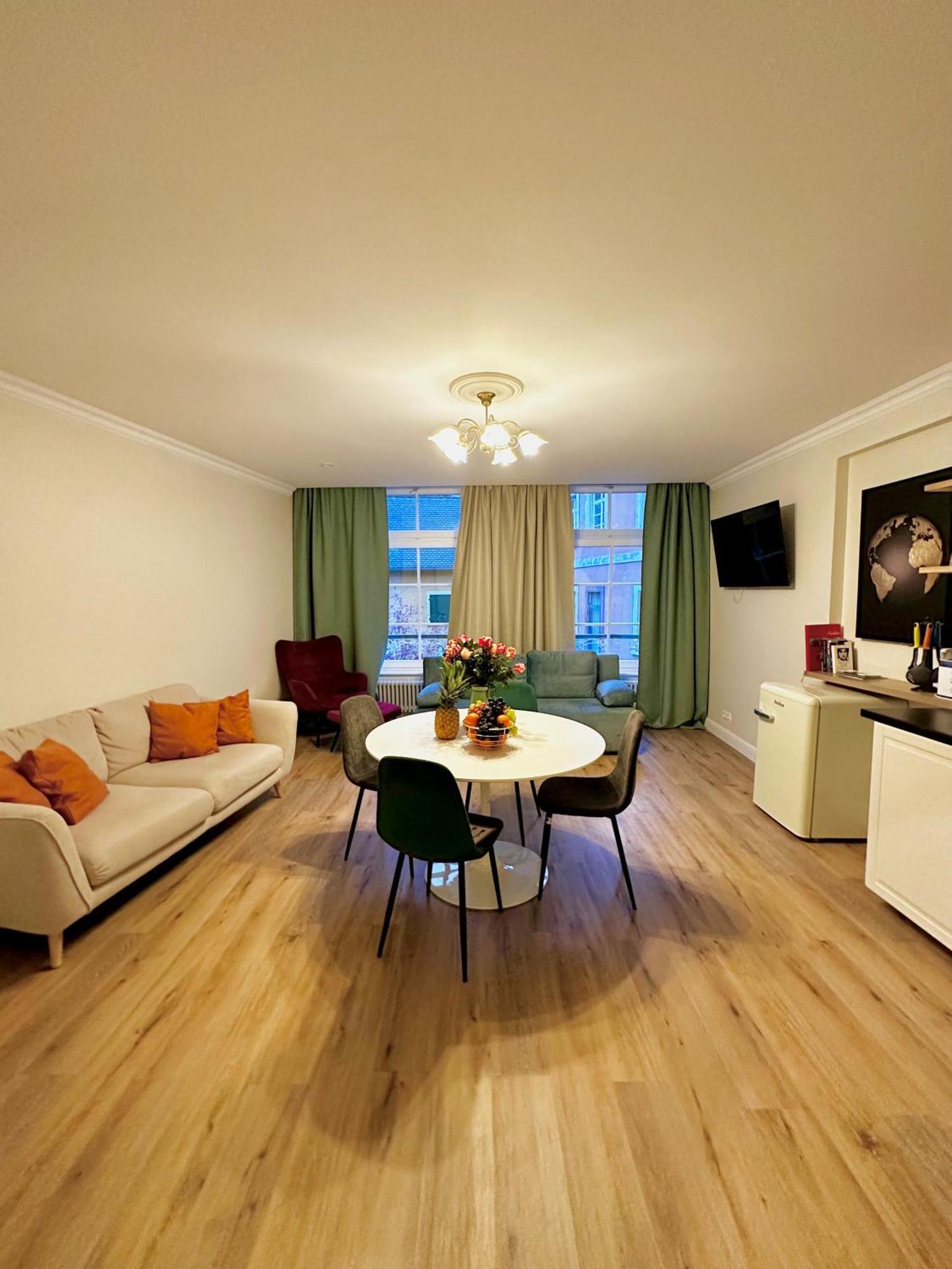 Hirsch Appartements Baden-Baden Dış mekan fotoğraf